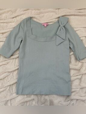 Lilly Pulitzer bow-shoulder sweater top Sz S